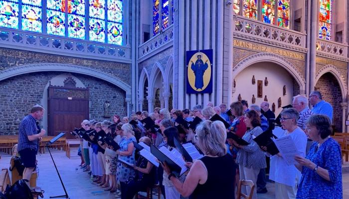 Leconfield Singers rehearse in Brittany 2019