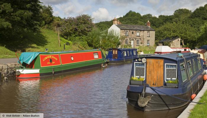 Brecon Canal (c) Visit Britain Adam Burton