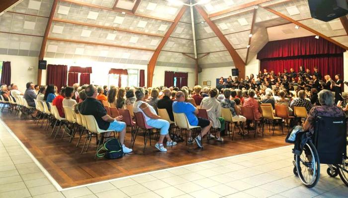 A full house enjoy a concert at the Musique en scène festival, Loire, July 2022